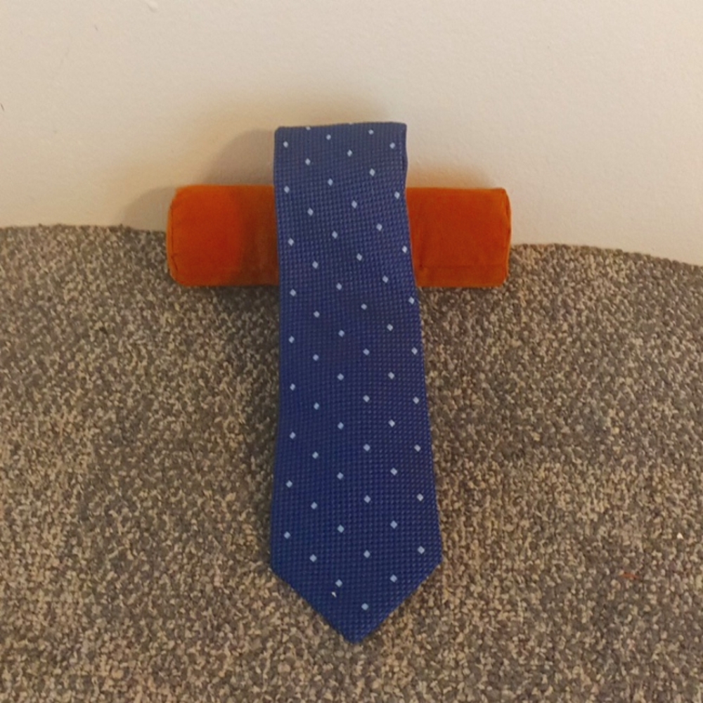 Michael Kors blue mens 100% silk tie